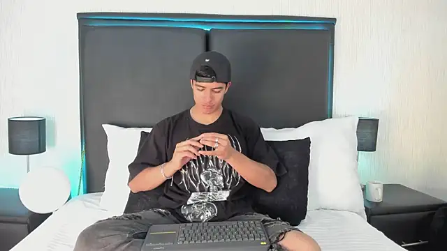 JacobBikerr online show from 17, 9, 2025
