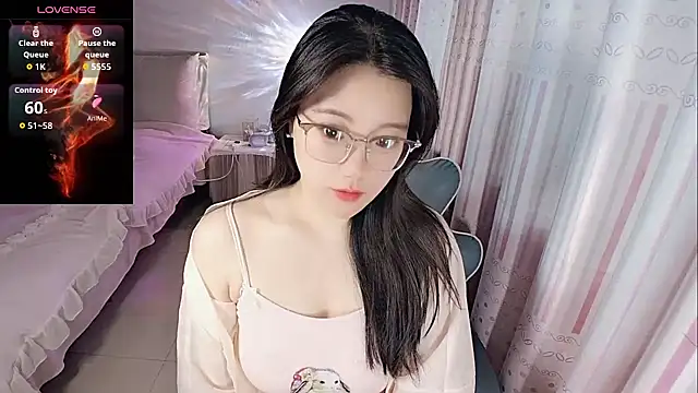 Snapshot of ManM-88 chatting on 28, 11, 2025 ManM-88 online show from 28, 11, 2025