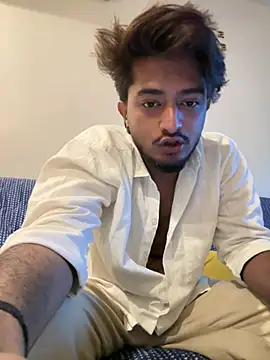 Snapshot of seenu2101 chatting on 14, 7, 2026 seenu2101 online show from 14, 7, 2026