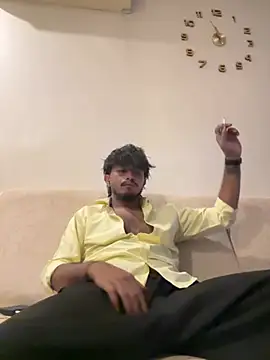 Snapshot of seenu2101 chatting on 16, 7, 2026 seenu2101 online show from 16, 7, 2026