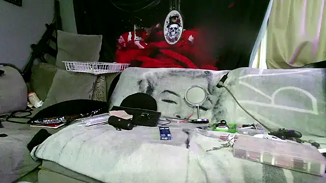 Snapshot of Splash_Queen420 chatting on 7, 11, 2025 Splash Queen420 online show from 7, 11, 2025