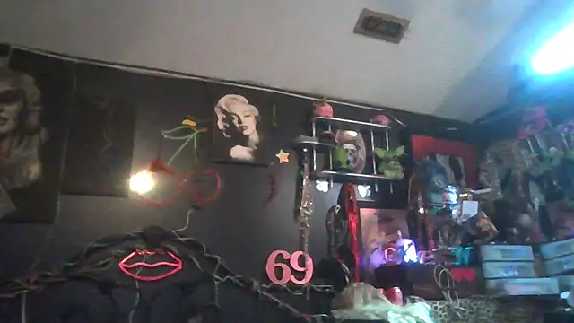 Splash Queen420 online show from 24, 2, 2026