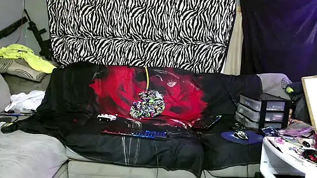 Snapshot of Splash_Queen420 chatting on 21, 11, 2025 Splash Queen420 online show from 21, 11, 2025