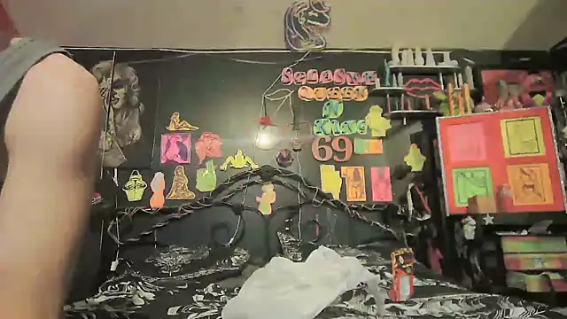 Splash Queen420 online show from 13, 4, 2026