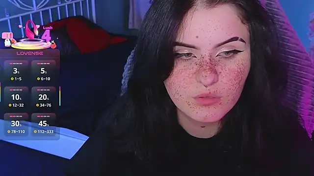 Snapshot of Dark_Shine chatting on 2, 12, 2025 Dark Shine online show from 2, 12, 2025