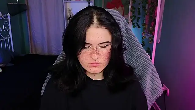 Dark Shine online show from 18, 10, 2025