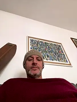 Maurinho3005 online show from 6, 11, 2025