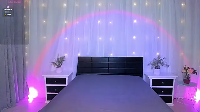 Evolet Bee online show from 27, 11, 2025