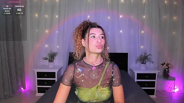 Evolet Bee online show from 1, 12, 2025