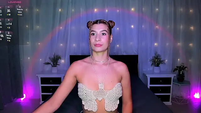 Evolet Bee online show from 20, 2, 2026