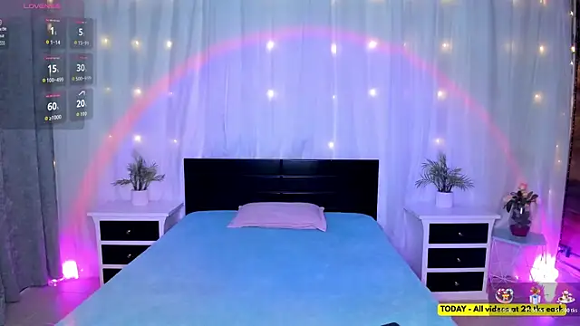 Evolet Bee online show from 10, 4, 2026