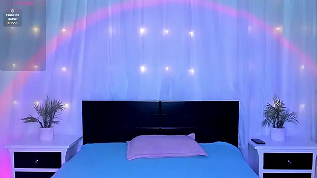 Evolet Bee online show from 26, 2, 2026