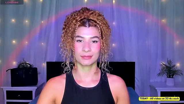 Evolet Bee online show from 21, 4, 2026