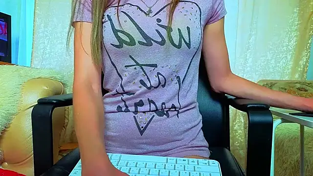 Snapshot of Bom_Mia_Bom chatting on 24, 5, 2026 Bom Mia Bom online show from 24, 5, 2026