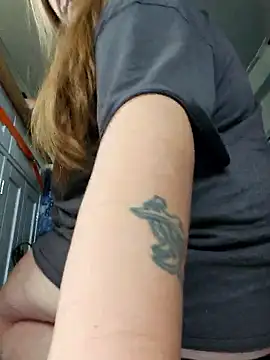 Love86Emily online show from 20, 10, 2025