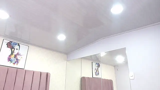 AriannaAdames online show from 18, 4, 2026