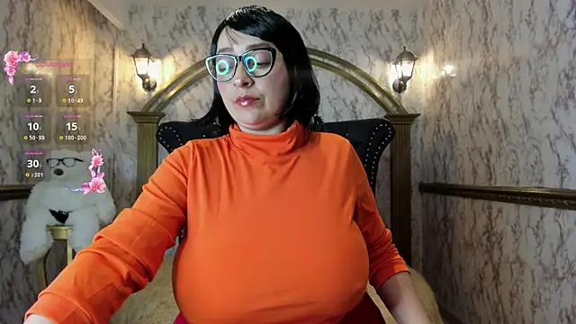 Snapshot of irenne_wilsonn chatting on 9, 10, 2025 irenne wilsonn online show from 9, 10, 2025