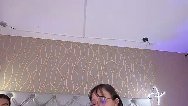 Naughty Couple83 online show from 18, 7, 2026