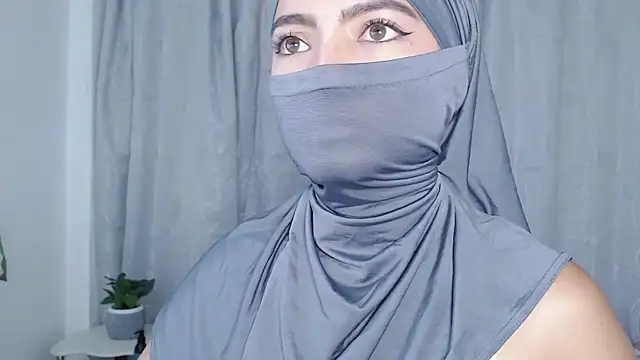 Snapshot of jade_nassar chatting on 9, 5, 2026 jade nassar online show from 9, 5, 2026