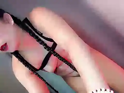 your hottest kim online show from 14, 10, 2025