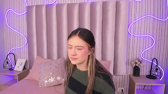 SamanthaPeachss online show from 4, 11, 2025