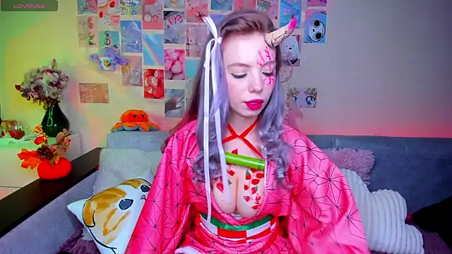 CortneyCane online show from 31, 10, 2025