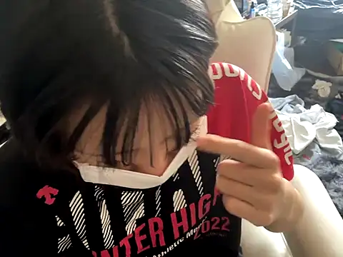 Snapshot of kabikabi_makaron chatting on 27, 10, 2025 kabikabi makaron online show from 27, 10, 2025