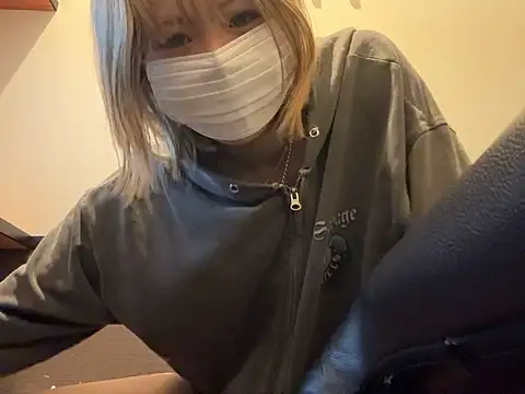 Snapshot of kabikabi_makaron chatting on 8, 6, 2026 kabikabi makaron online show from 8, 6, 2026