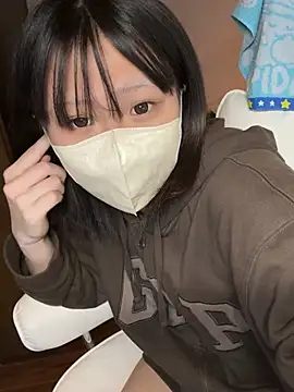 Snapshot of kabikabi_makaron chatting on 17, 5, 2026 kabikabi makaron online show from 17, 5, 2026