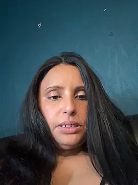 Snapshot of Angelaarayexx chatting on 13, 5, 2026 Angelaarayexx online show from 13, 5, 2026