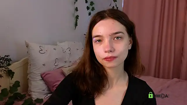 Snapshot of Evi_Brook chatting on 13, 9, 2025 Evi Brook online show from 13, 9, 2025