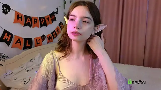 Evi Brook online show from 23, 10, 2025