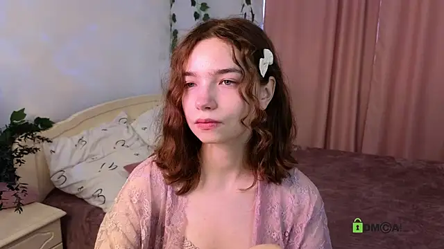 Snapshot of Evi_Brook chatting on 29, 9, 2025 Evi Brook online show from 29, 9, 2025