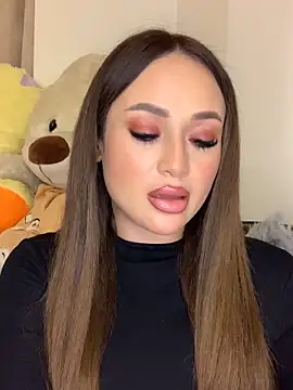 hannacandii online show from 11, 11, 2025