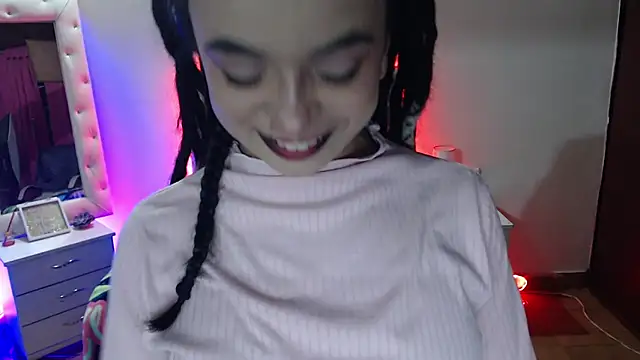 elapetitie online show from 5, 11, 2025