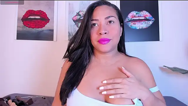 Monika-Ruiz online show from 22, 11, 2025