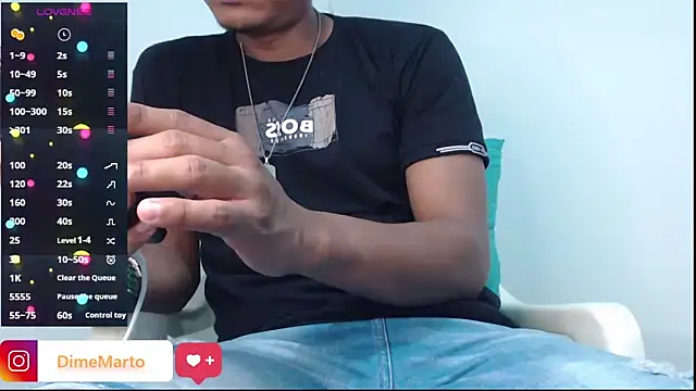 Snapshot of mike_black_22 chatting on 22, 5, 2026 mike black 22 online show from 22, 5, 2026