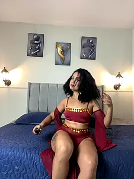 Samara Hadi  online show from 28, 11, 2025