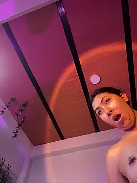 Snapshot of emilysofiia chatting on 19, 9, 2025 emilysofiia online show from 19, 9, 2025