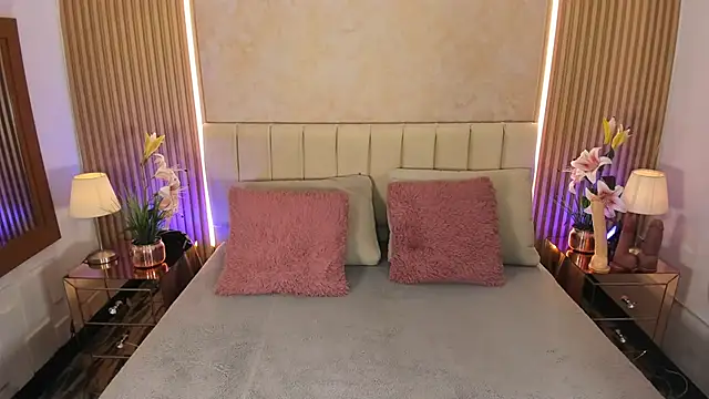 MaddyGray  online show from 17, 4, 2026