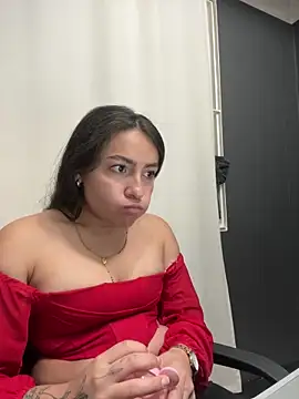 Alyha Cortes online show from 22, 12, 2025