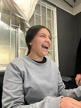 Alyha Cortes online show from 7, 1, 2026