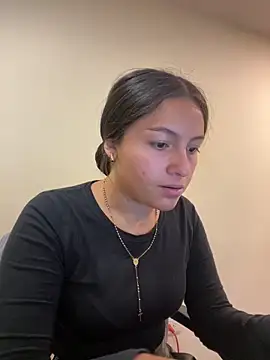 Alyha Cortes online show from 25, 3, 2026