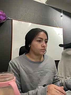 Alyha Cortes online show from 10, 2, 2026