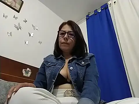 Victoria Milfsex online show from 28, 9, 2025