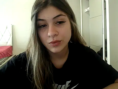 Becca B online show from 5, 3, 2026