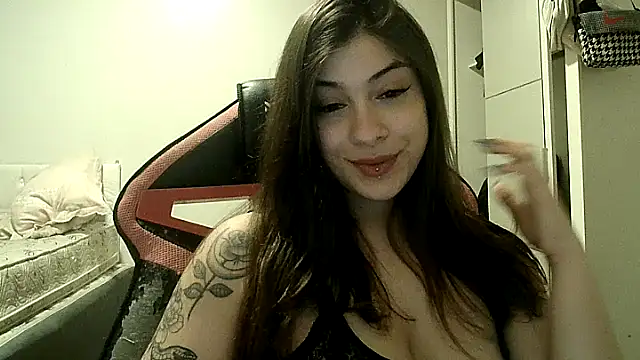 Becca B online show from 15, 11, 2025