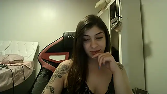 Becca B online show from 30, 11, 2025