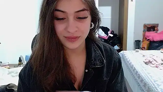 Becca B online show from 12, 10, 2025