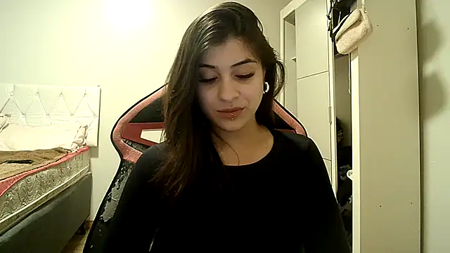 Becca B online show from 24, 10, 2025